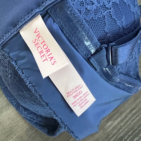 Victoria Secrets Bra - Picture 4 of 6